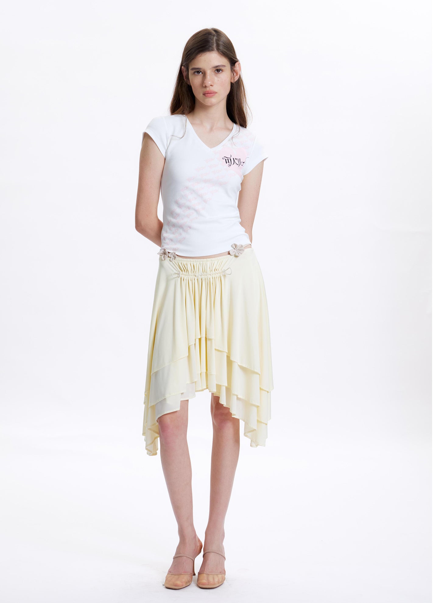 'Cute Woman' Title Top