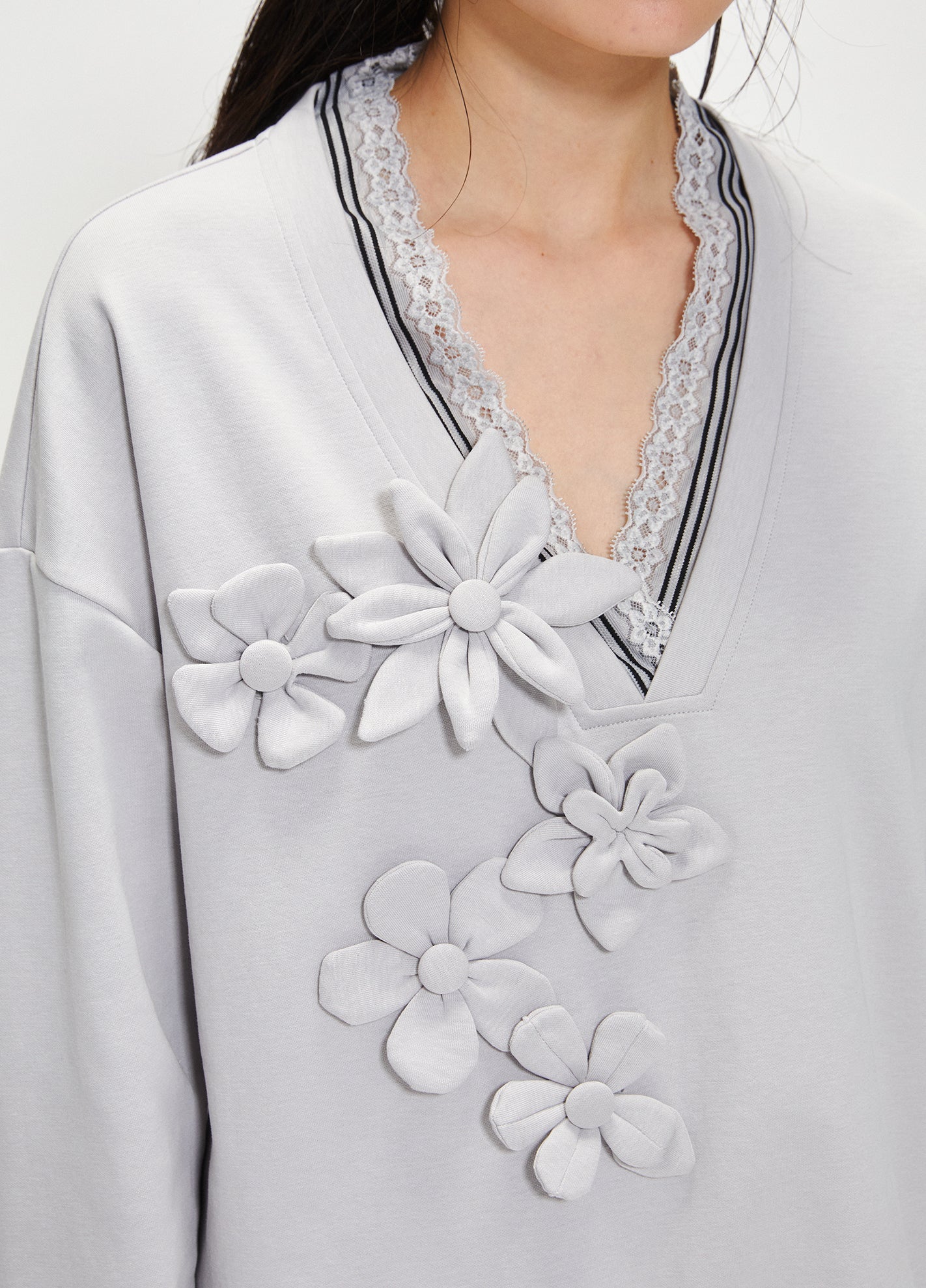 Handmade flower V-neck Sweatshirt Grey