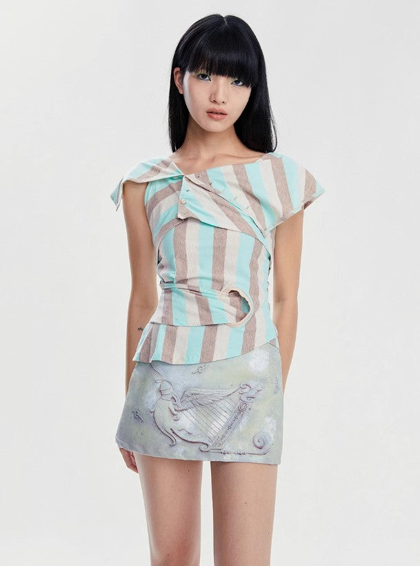 Dreamy relief printed A-line leather short skirt ﻿