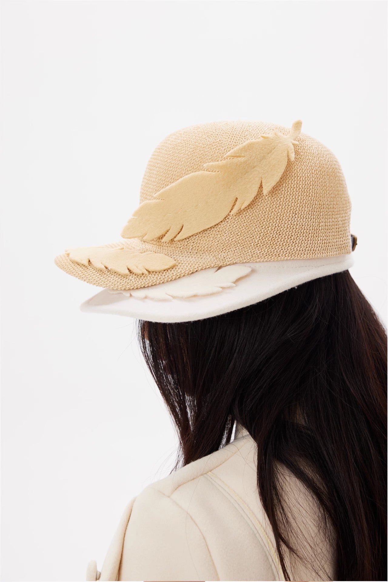 Woolen&Grass Feathered Baseball Hat