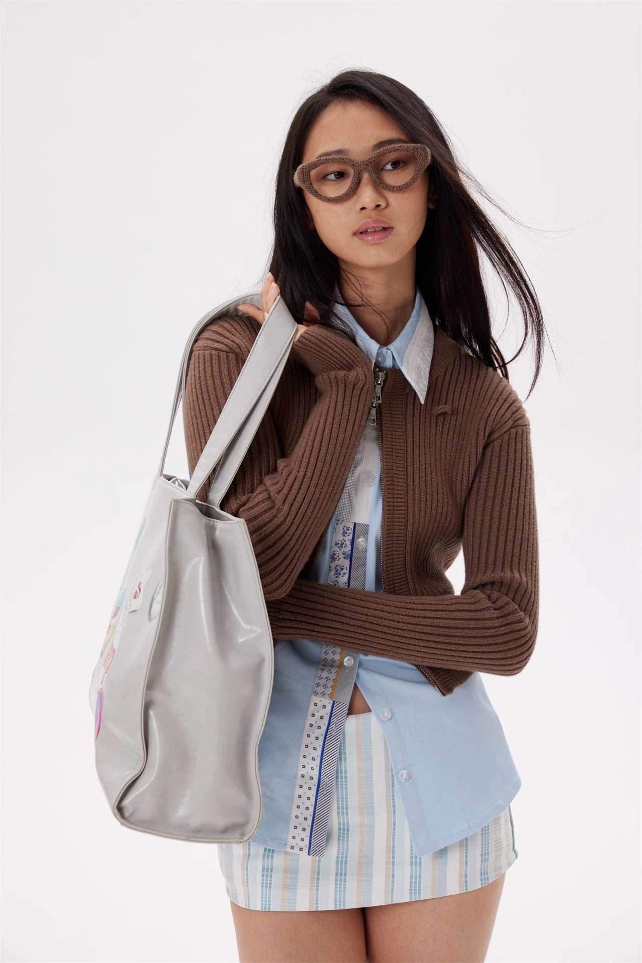 Brown glasses knitted zipper cardigan coat