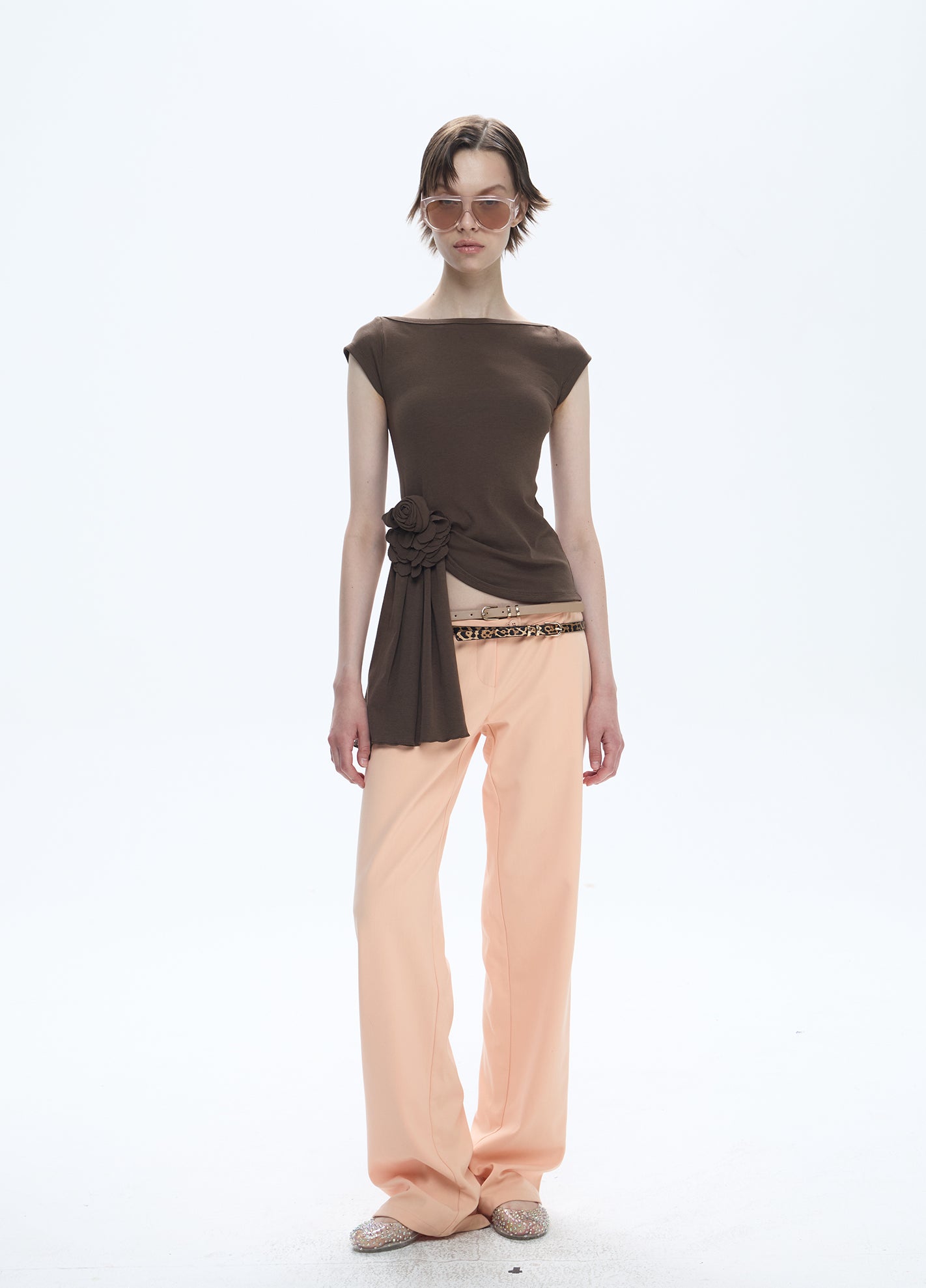 Round neck short sleeved irregular flower top T-shirt